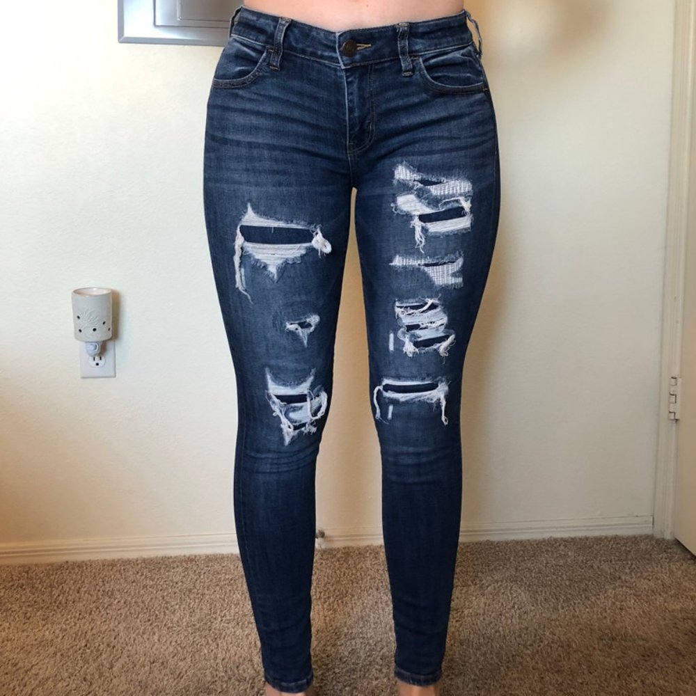American Eagle Mid rise Waisted Dark Wash Patched Ripped Skinny Jeans